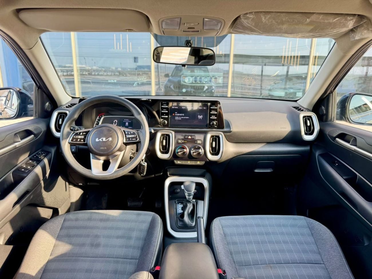 Kia Sonet EX 735/-Monthly l GCC l 1.5 l Cruise, Camera, GPS l Accident Free