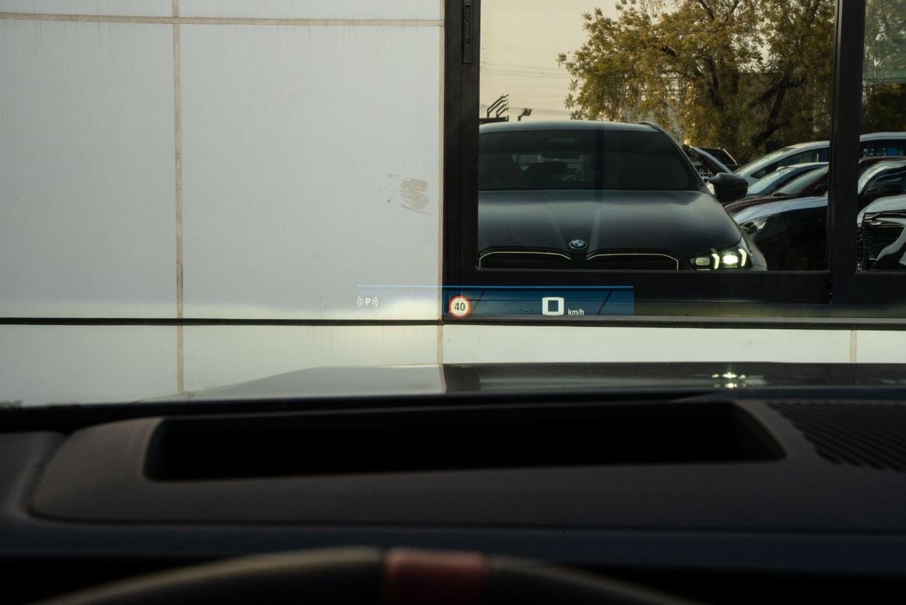 BMW M5 MASTERCLASS Touring 2025 GCC 4.4L Twin Turbo V8 PHEV Agency Warranty Full Service History 728hp