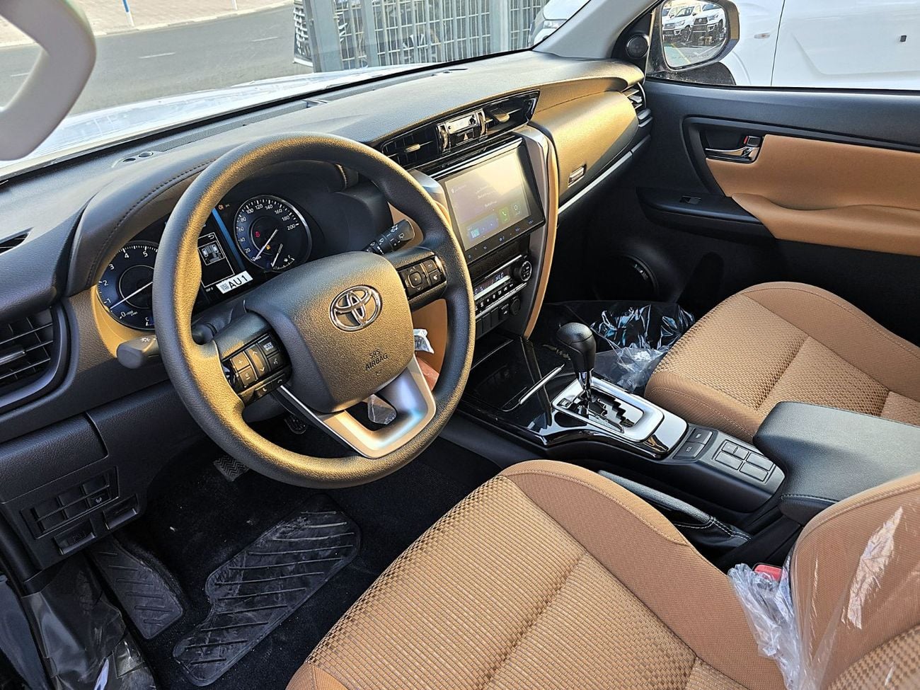 Toyota Fortuner Fortuner SR5 2.7L A/T 4WD SUV 7Seats GCC Black Color 2026 Toyota Fortuner SR5 2.7l A/T 4WD GCC Black Color 2026 Model