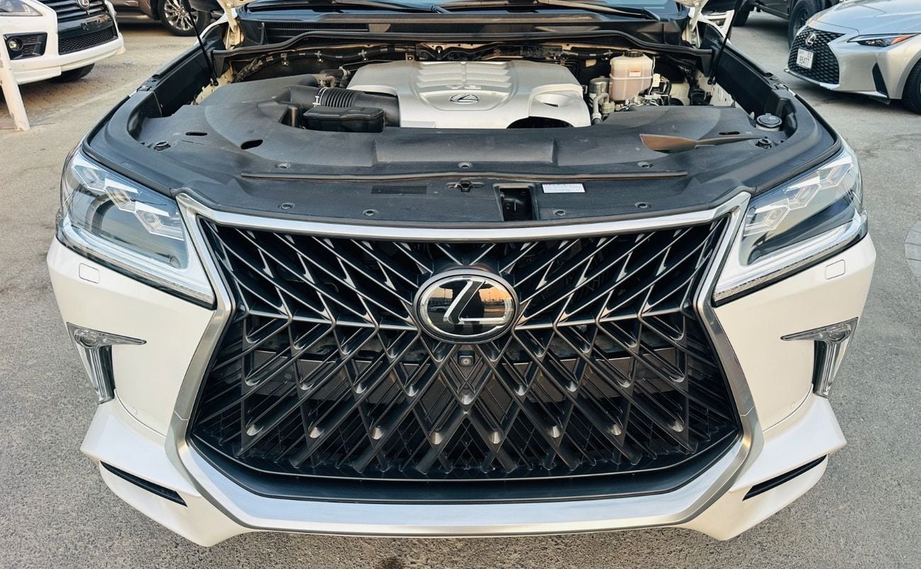 Lexus LX570 SIGNATURE