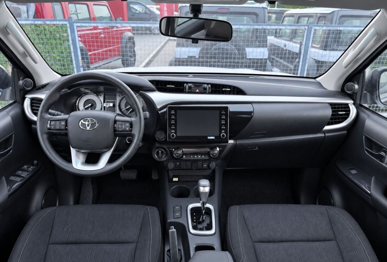 Toyota Hilux SR5 TOYOTA HILUX 2.7L V4 PETROL | A/T | DIGITAL A/C | DVD + CAMERA | ALLOY RIMS | MY 2026
