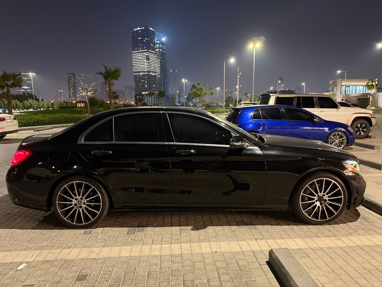Mercedes Benz C300 STANDARD