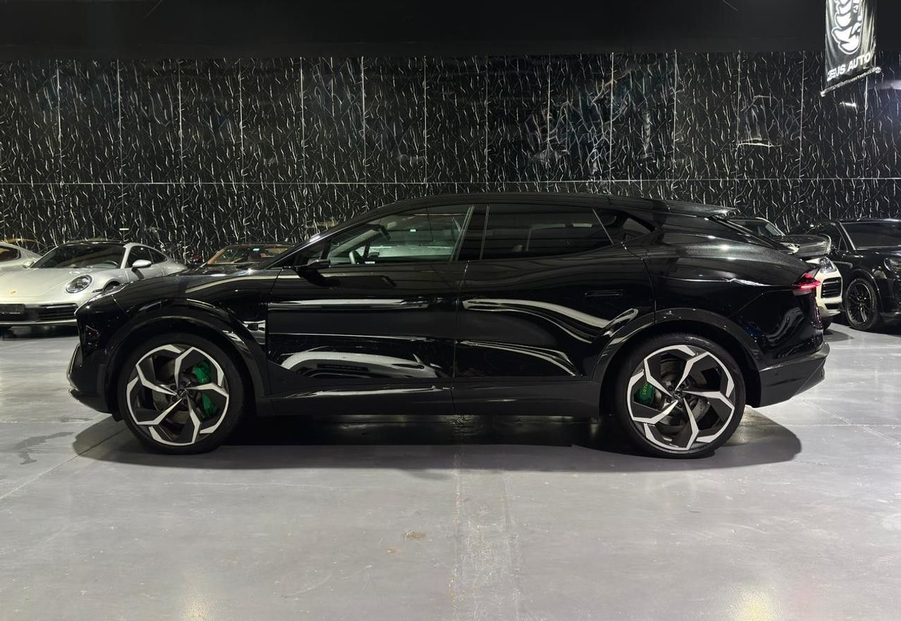 Lotus Eletre STANDARD