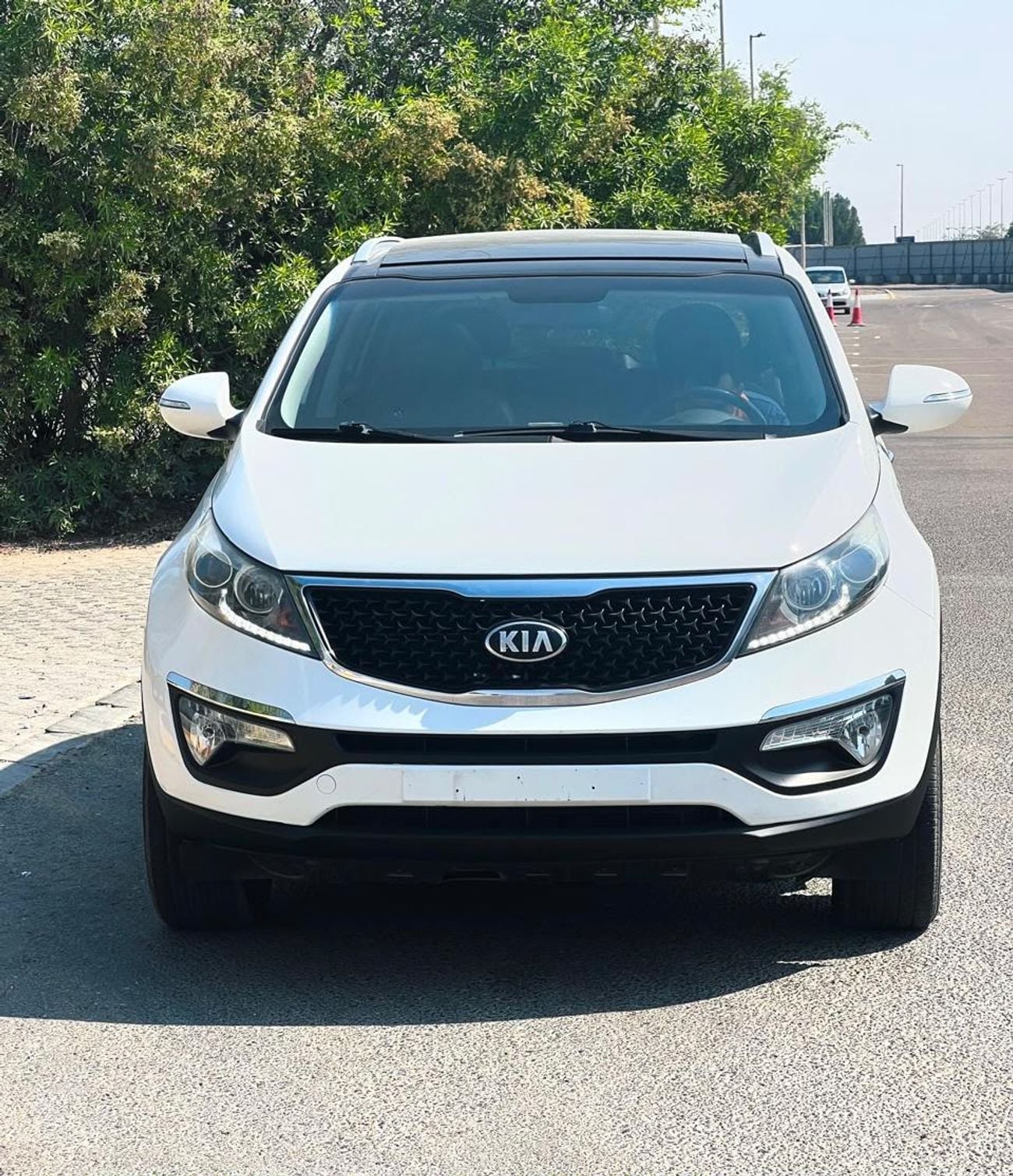 Kia Sportage LX GCC l Panoramic Sunroof, Leather, Cruise l Accident Free