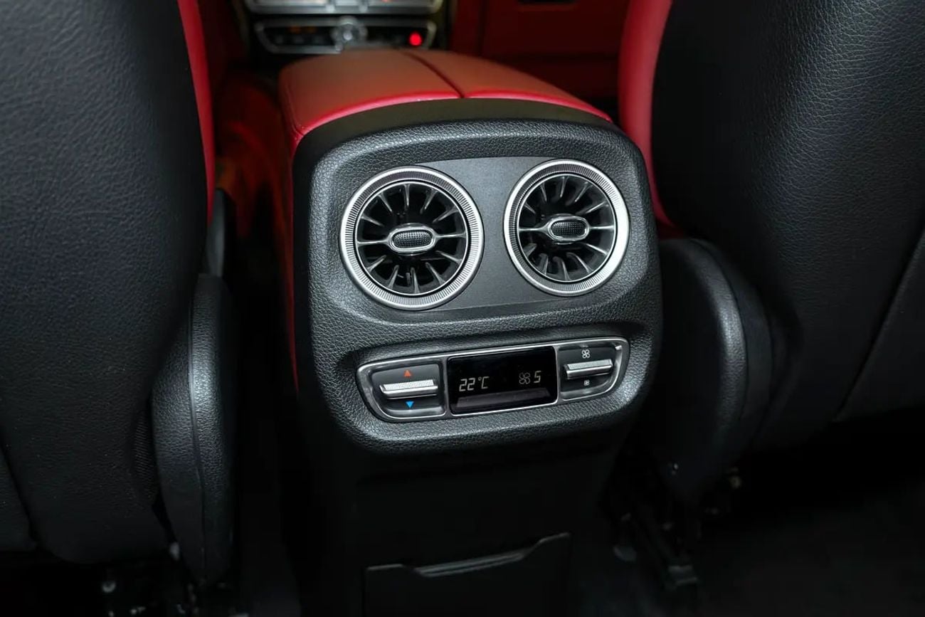 مرسيدس بنز G 63 AMG G MANUFAKTUR | FULL OPTIONS | FULL AGENCY SERVICE HISTORY | EXCELLENT CONDITION