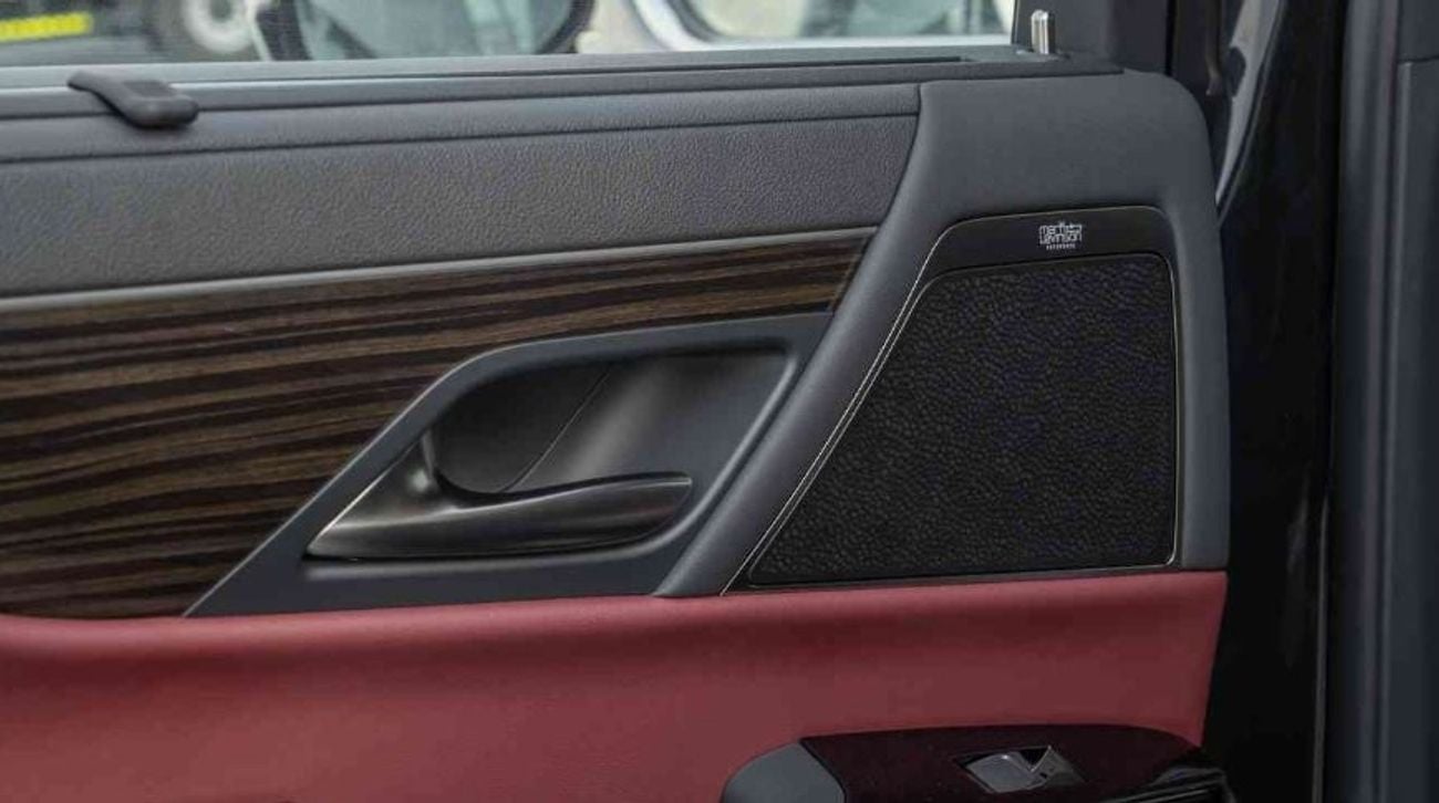 لكزس LX 600 Urban ECTAV0001 - لكزس LX600 أوربان 2026 - محرك بنزين 3.5 لتر، ناقل حركة أوتوماتيكي - لون أسود مع مقصورة د