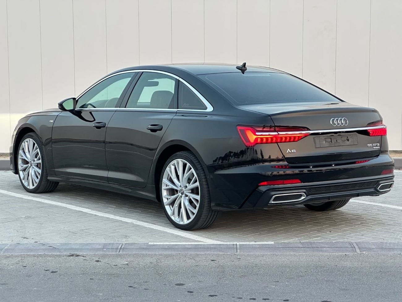 Audi A6 55 TFSI S-LINE