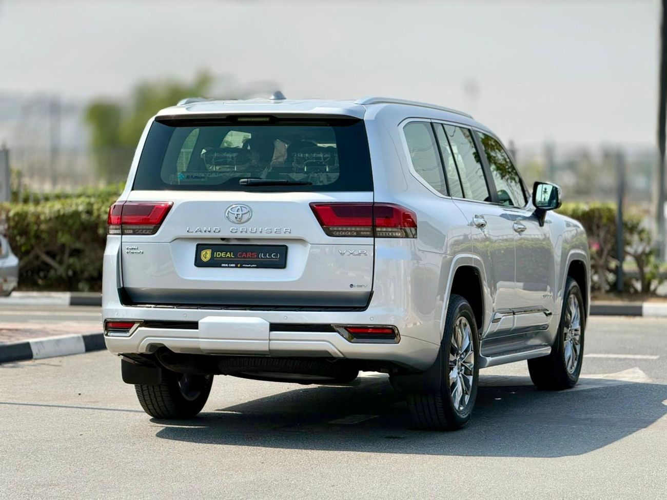 Toyota Land Cruiser VXR