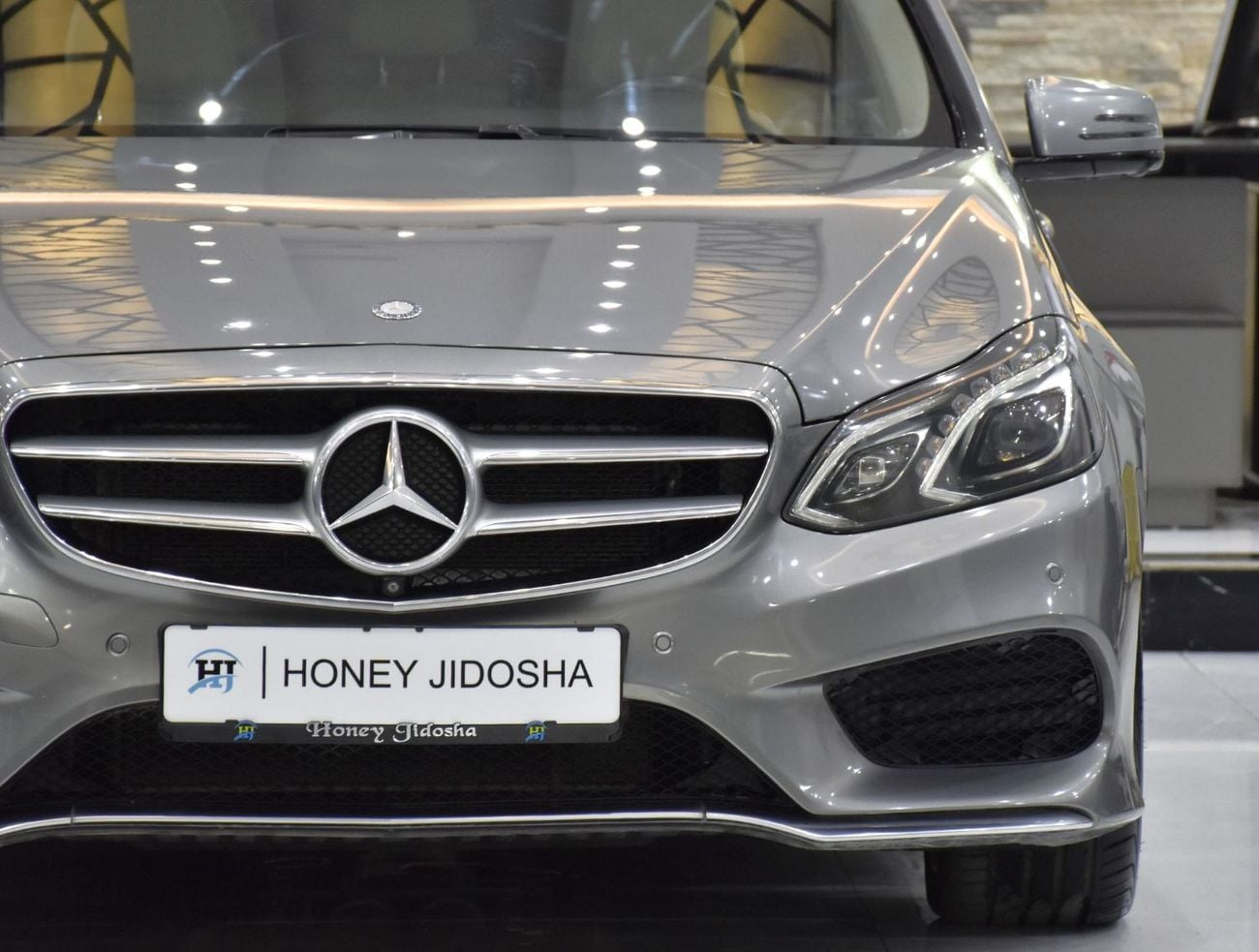 Mercedes Benz E300 AVANTGARDE SPORT EXCELLENT DEAL for our Mercedes Benz E300 ( 2015 Model ) in Grey Color GCC Specs