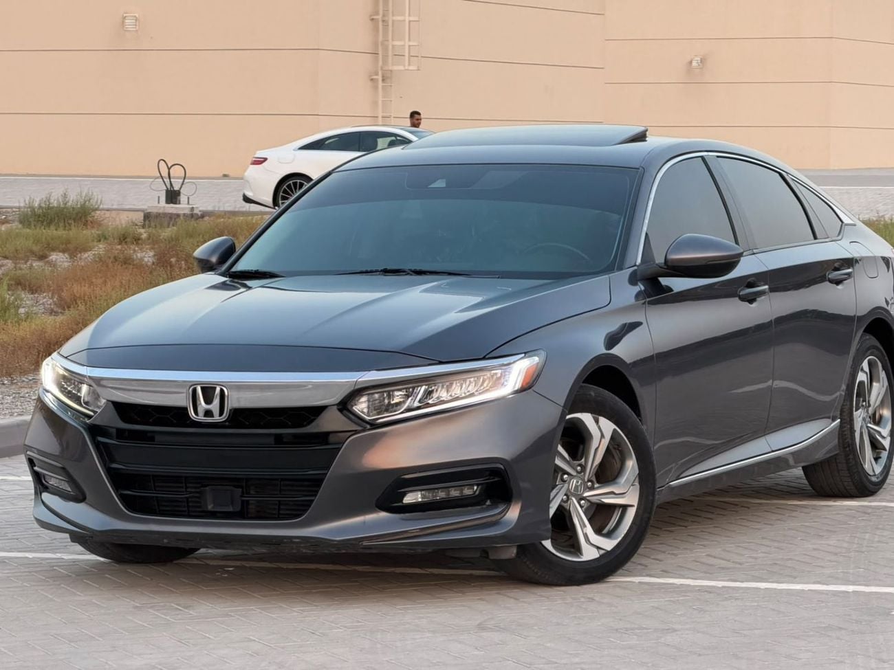 Honda Accord EX-L first owner, fully loaded, top-of-the-line model with sunroof