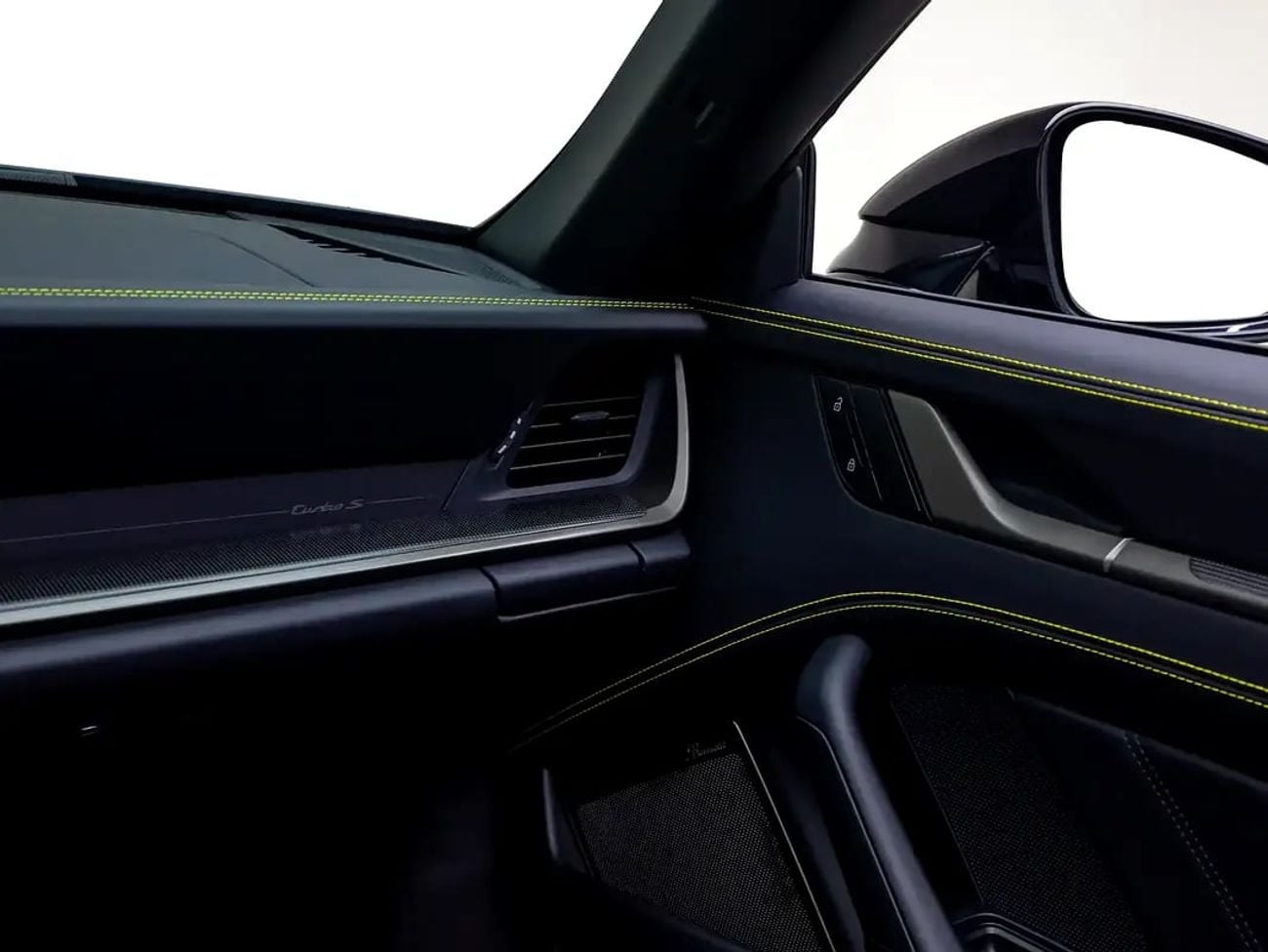 Porsche 911 TURBO S Cabriolet | GCC Spec | Under Dealer Warranty - Performance Icon