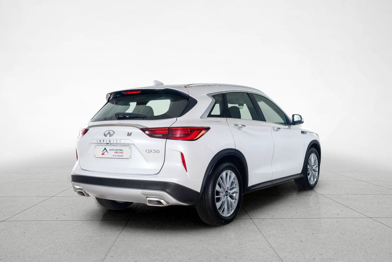 Infiniti QX50 LUXE 2.0