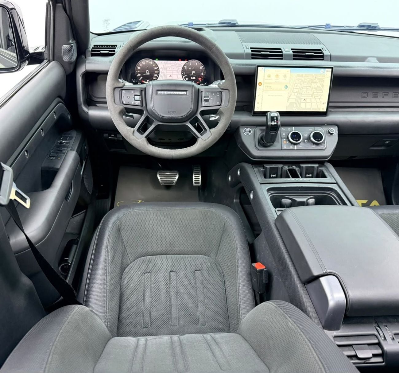 Land Rover Defender 110 CARPATHIAN EDITION P525