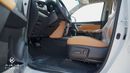 تويوتا فورتونر VXR 4.0L V6 | Full option | Power & Ventilated Leather Seats | 360 Camera | Paddle Shifters