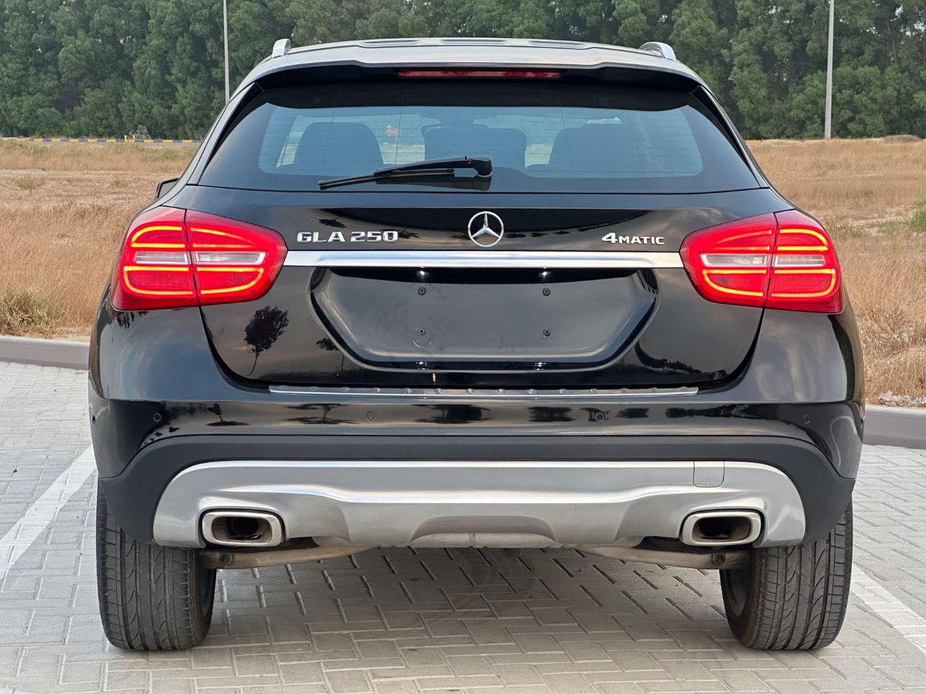 Mercedes Benz GLA250 STANDARD STD