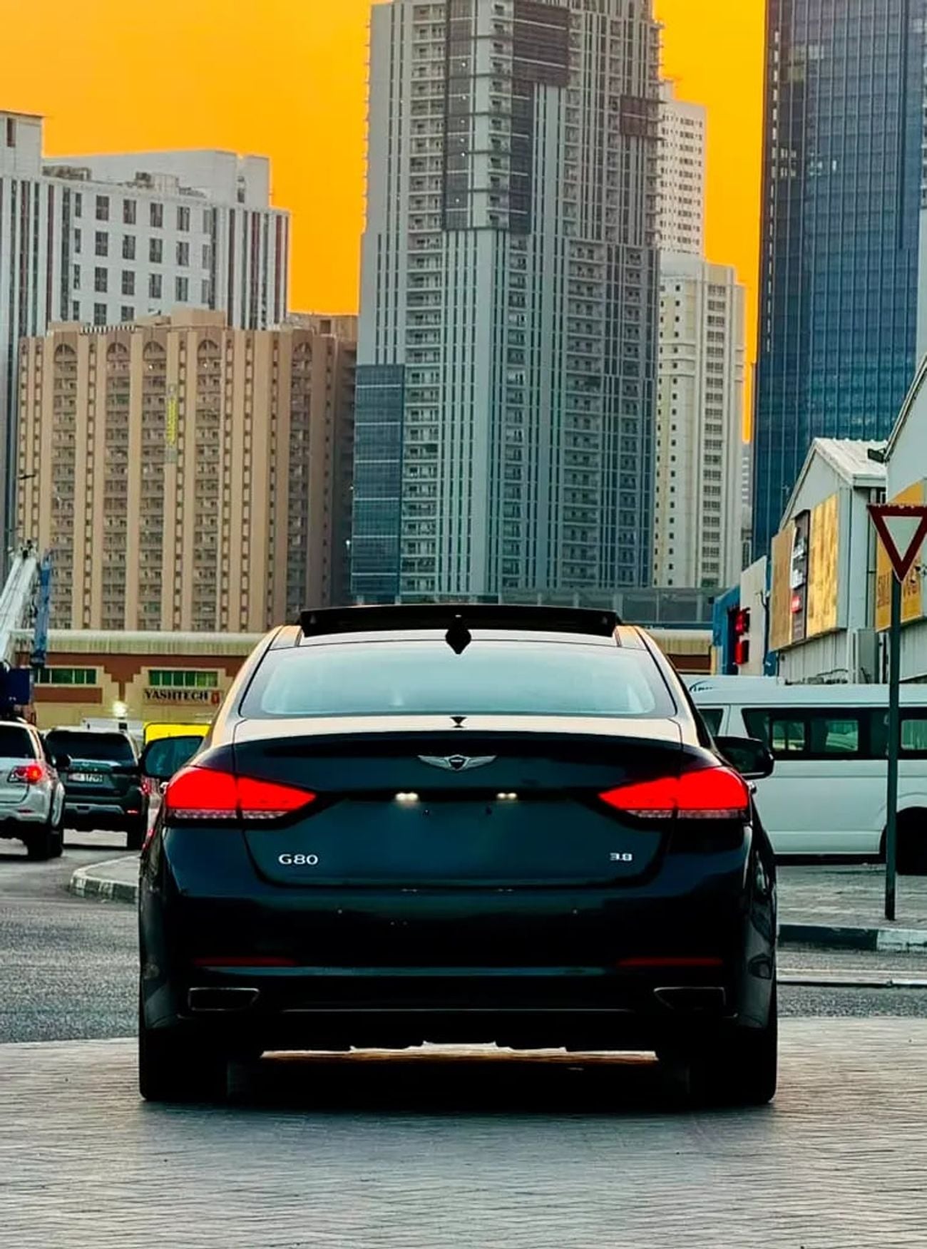 Genesis G80 PLATINIUM American Specs