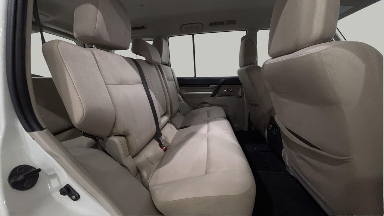 Mitsubishi Pajero GLS MIDLINE 2018 | AED 733/Month | 0 DP | 30 Day Return | Warranty | Service History