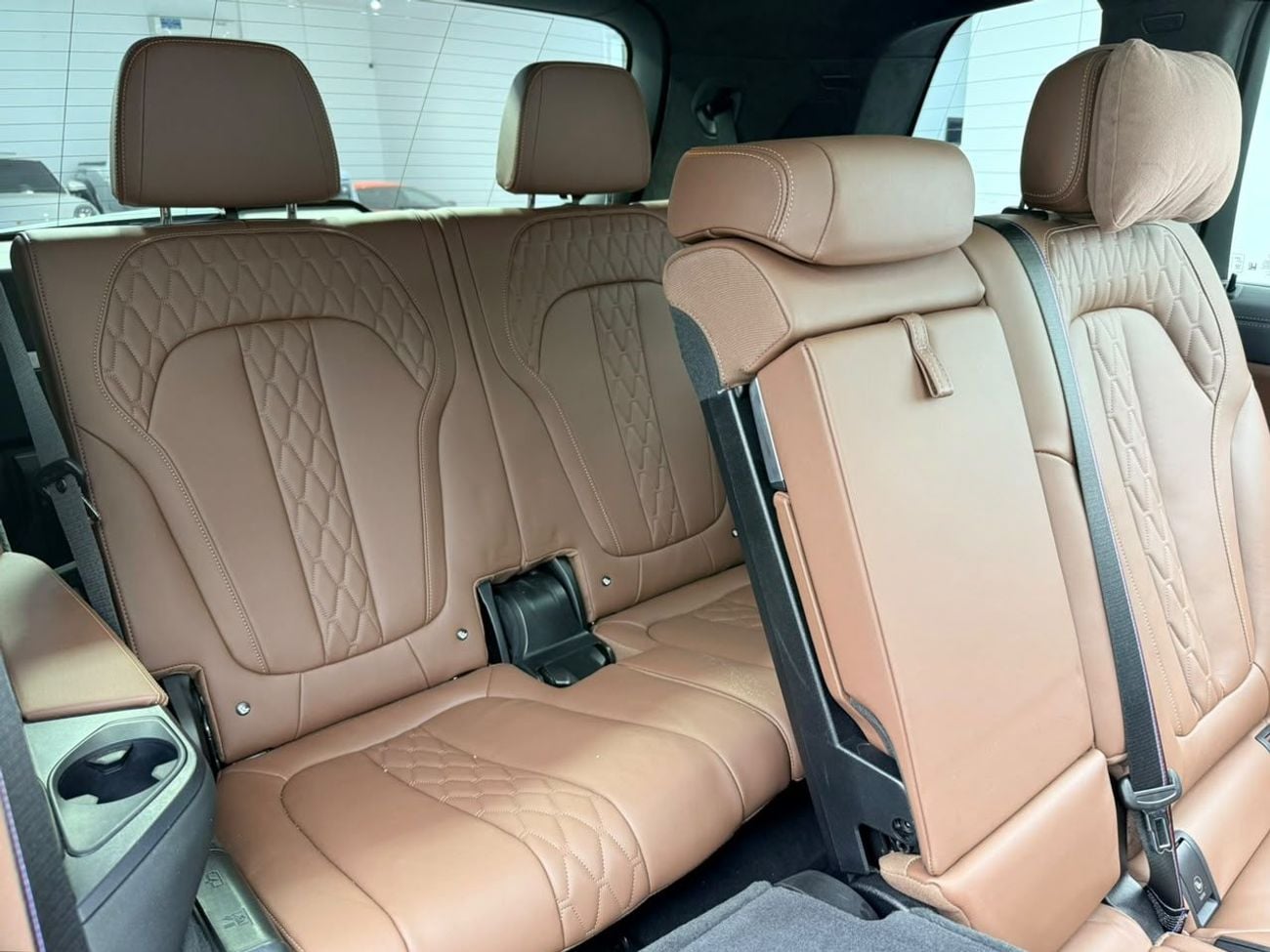BMW X7 XDRIVE40I M SPORT 2024 BMW X7 xDrive40i M-Sport, 2028 BMW Warranty + Service Pack, Full BMW Service History, GCC