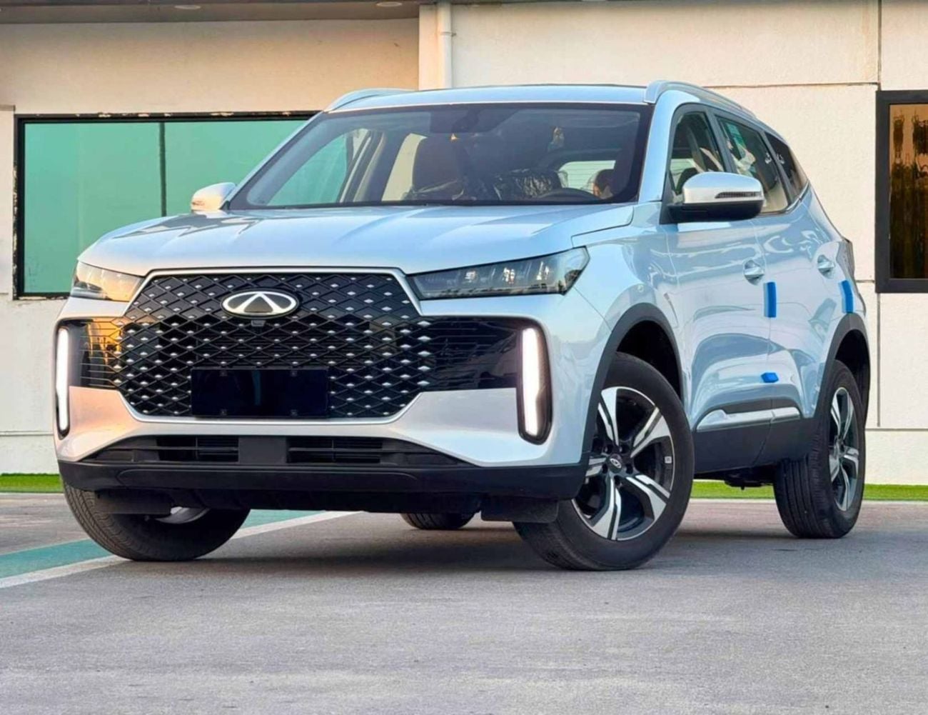 شيري تيجو 4 برو COMFORT || 1.5L PETROL V4 FWD || DVD+CAMERA / REAR PARKING SENSOR (CODE # TG4CFO)