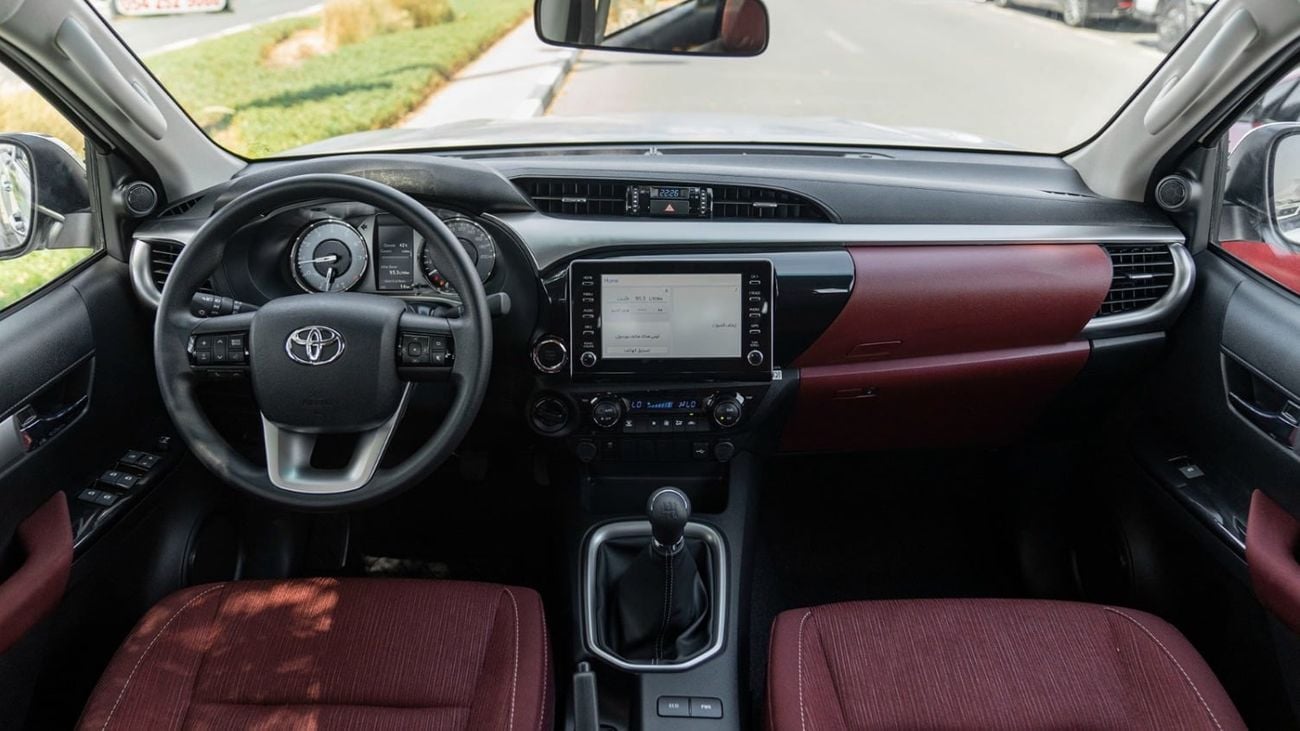 تويوتا هيلوكس TOYOTA HILLUX 2.7 SR5 KUWAIT SPEC M/T FULL OPTION 2025 للتصدير فقط