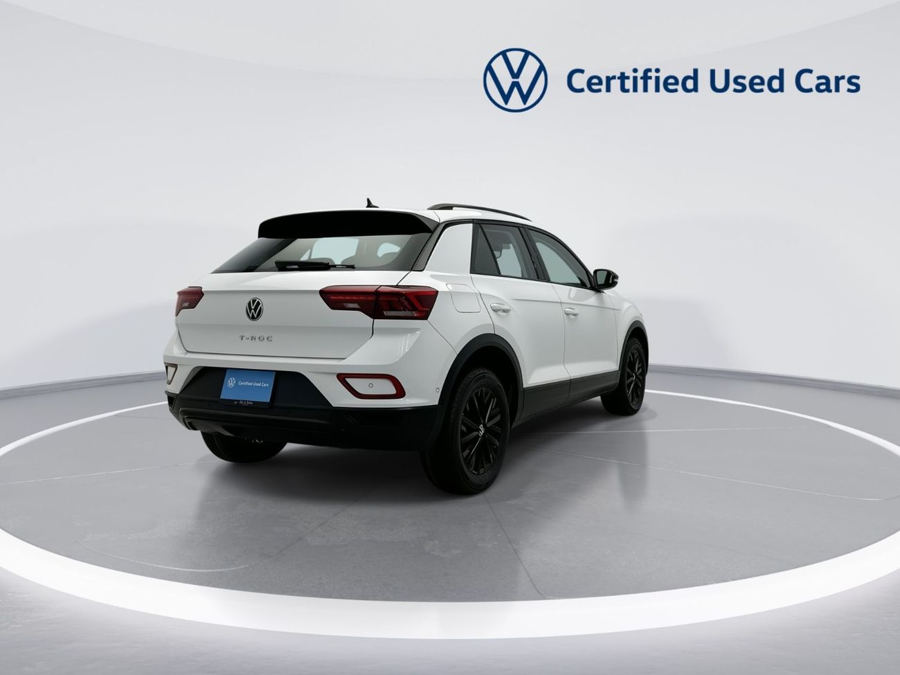 فولكس واجن T ROC LIFE Black Style 1.4L | Adaptive Cruise | LED Headlights | Discover Media Navigation | Rear Ca