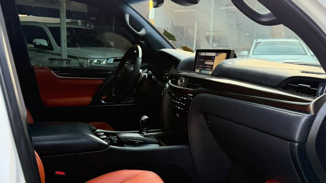 Lexus LX570 PLATINUM
