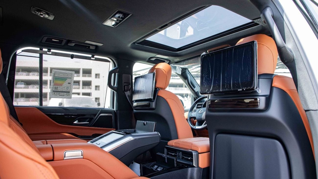 لكزس LX 700h VIP 3.5 لتر | 2026 | للتسجيل المحلي +10%