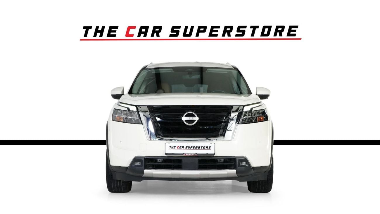 Nissan Pathfinder SL 4WD-GCC-7 Seats-AW Rostamani Warrant Until 2029-Service Contract Until 2028