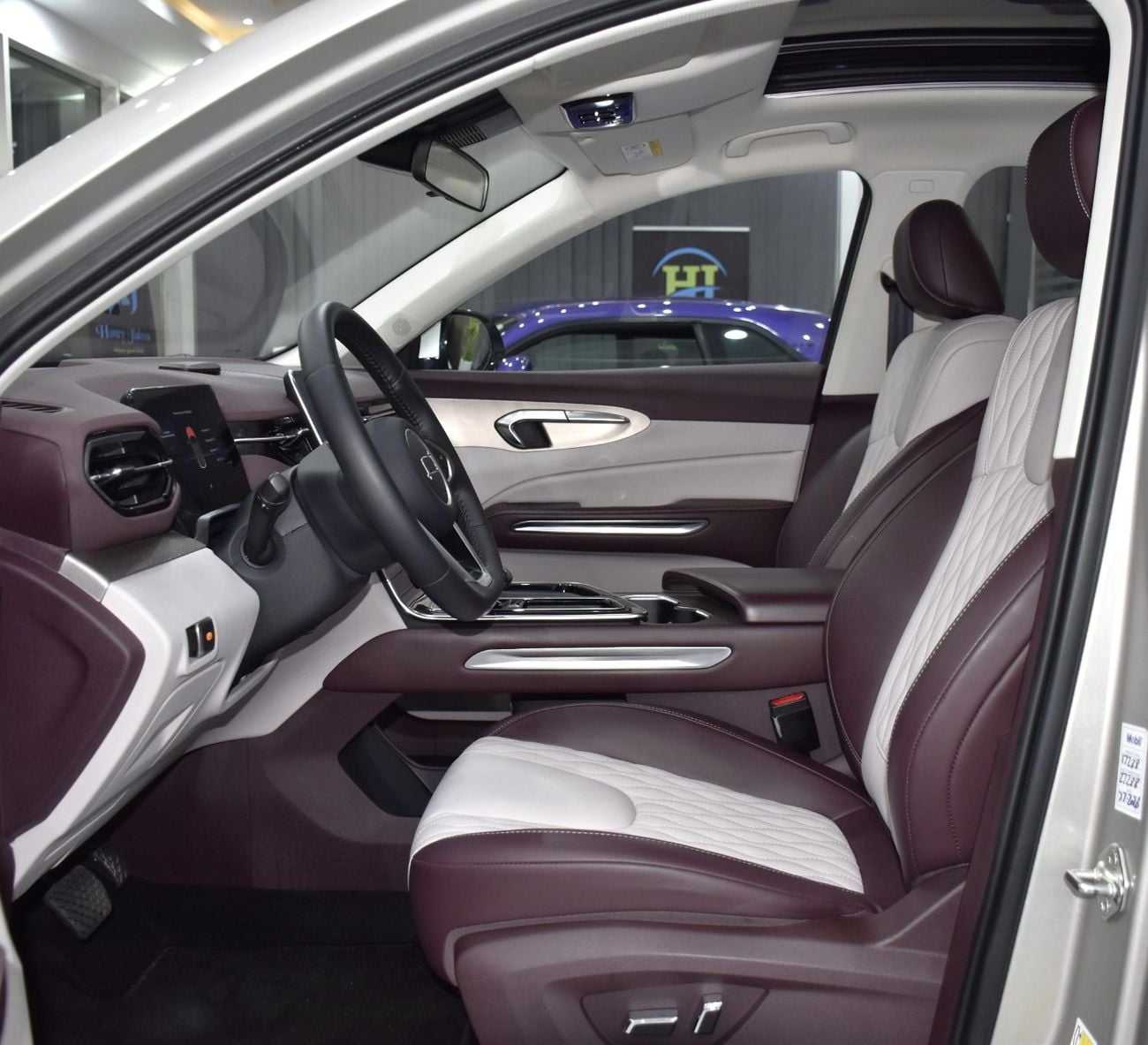 Bestune T90 LIMOUSINE EXCELLENT DEAL for our Bestune T90 ( 2025 Model ) in Beige Color GCC Specs