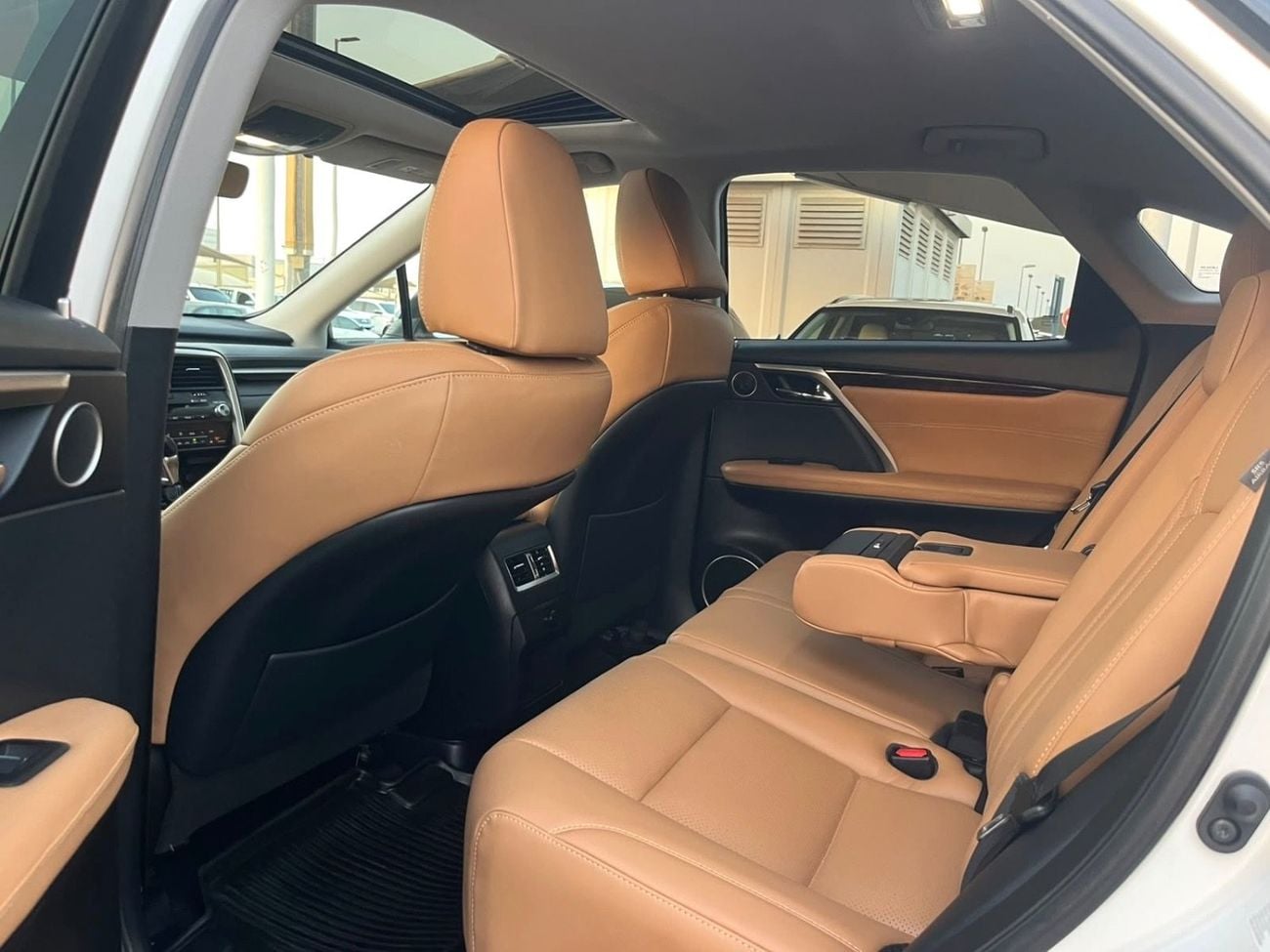 لكزس RX 350 بلاتينيوم