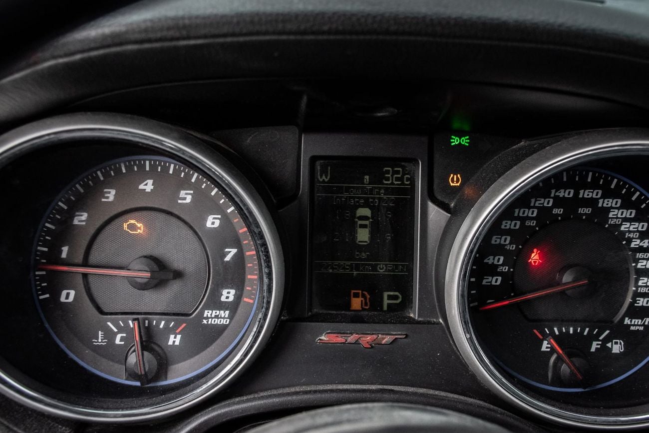 Jeep Grand Cherokee SRT8