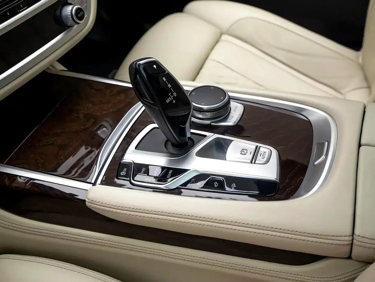 BMW 730Li 730Li | GCC Spec | Dealer Warranty and Service Contract ristine Condition