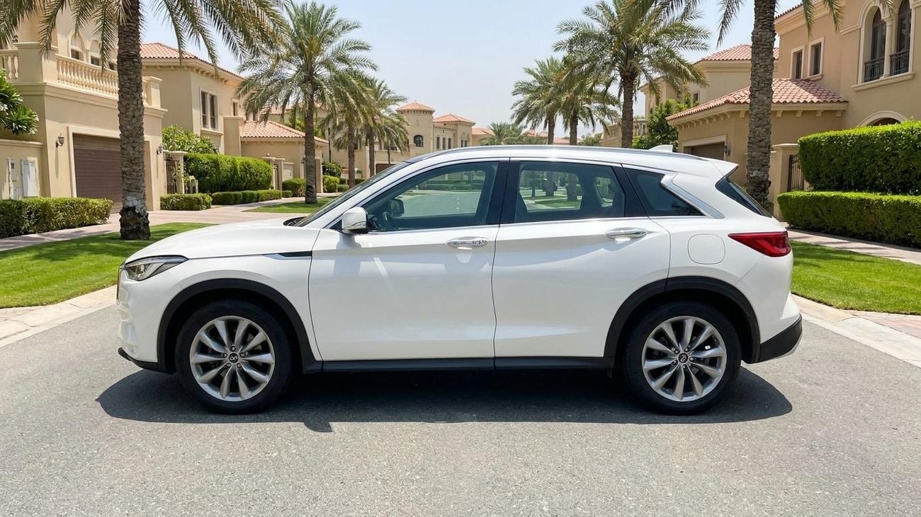 إنفينيتي QX50 لوكس كارس24 هي سوق ضخم للسيارات المستعملة موثوق ومضمون ٪كارس24 هي سوق ضخم للسيارات المستعملة موثوق ومضمون