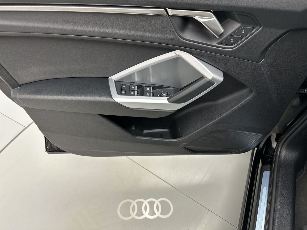 أودي Q5 Sportback 45 TFSI quattro 249hp (Ref# 07179)