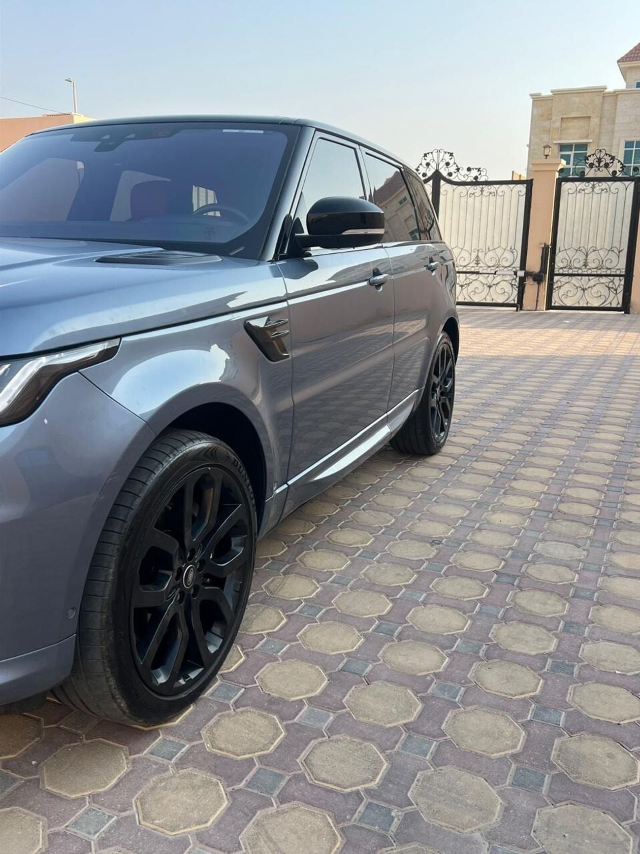Land Rover Range Rover Sport HSE DYNAMIC