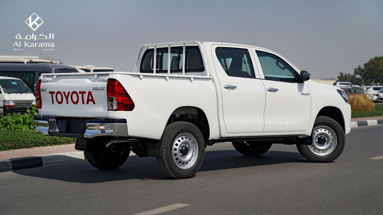 Toyota Hilux DLX 2.4L 4x4 Manual Drive with ABS and Traction Control | Touch Screen media Player