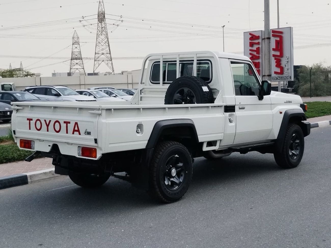 Toyota Land Cruiser Pickup 70 LC79 2.8L SINGLE CAB M/T LC79 2.8L SC M/T RHD - OPEN DESTINATION