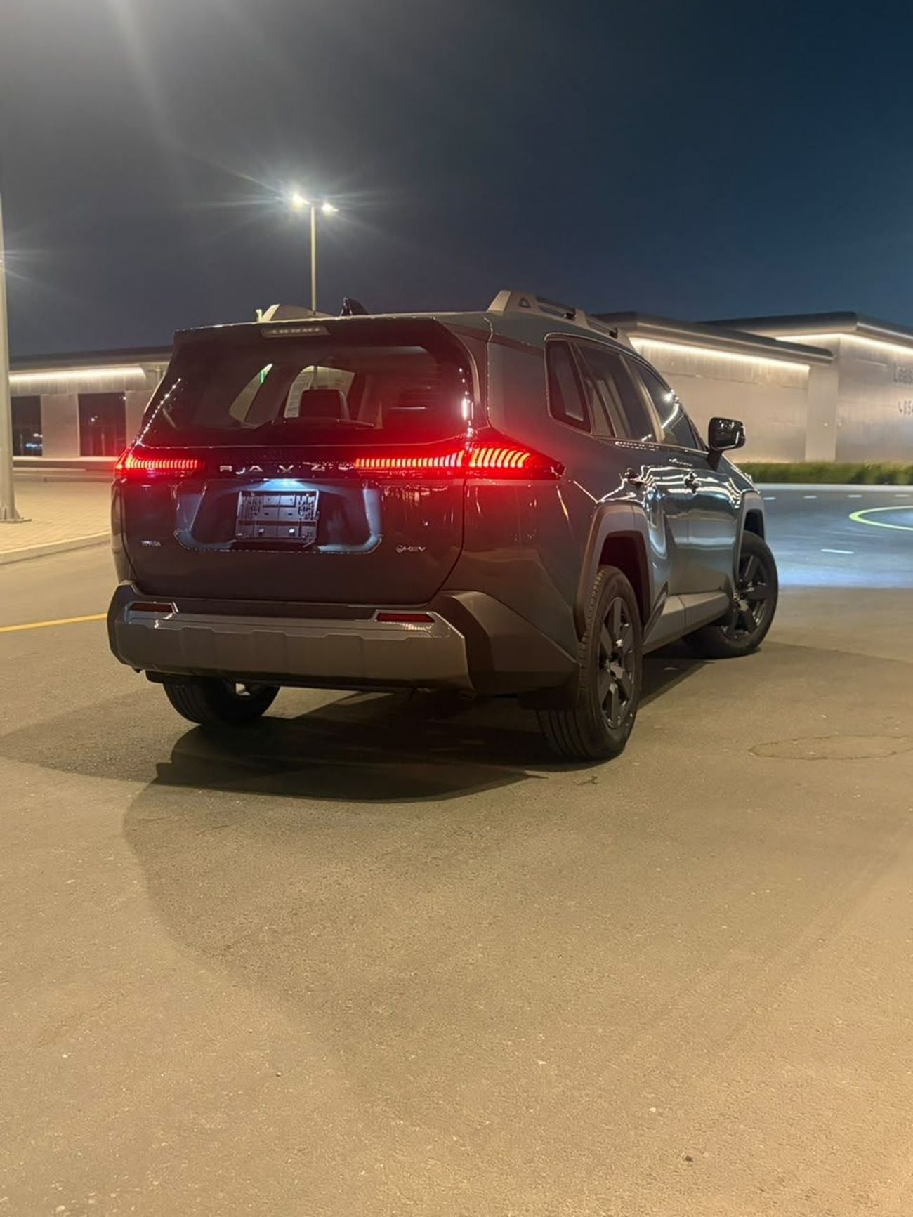 Toyota RAV4 ADVENTURE