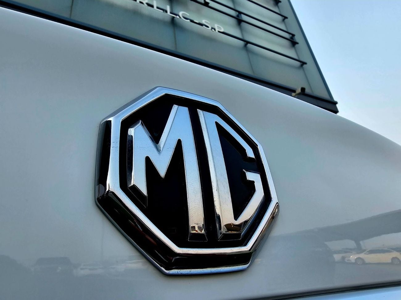 MG 5 STANDARD MG5 / GCC VERSION / WHOLE SALE/ QUANTITY AVAILABLE/ LOW MILEAGE