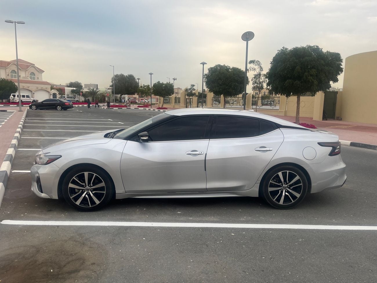Nissan Maxima SV V6 ,Full option