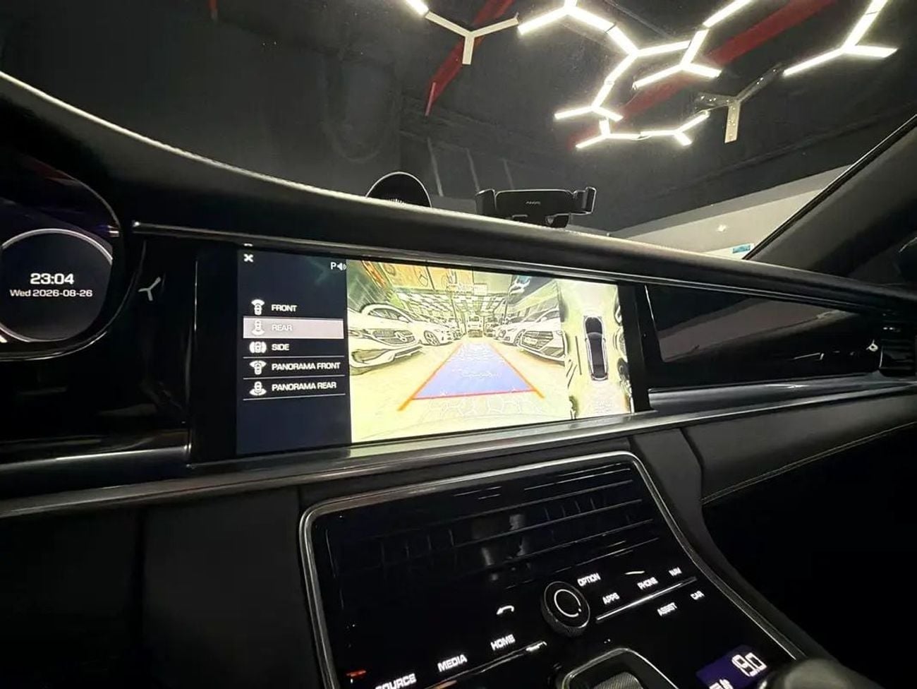 Porsche Panamera 4S