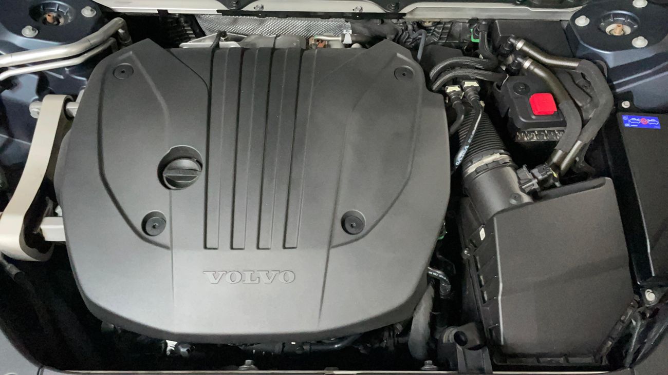 فولفو XC 90 بلس برايت كارس24 هي سوق ضخم للسيارات المستعملة موثوق ومضمون ٪كارس24 هي سوق ضخم للسيارات المستعملة موثوق ومضمون
