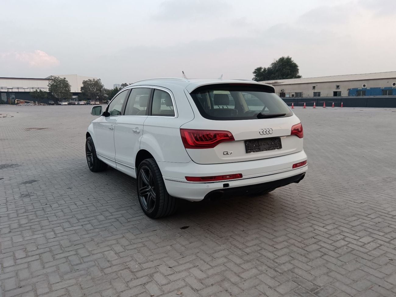 أودي Q7 ستاندارد مواصفات مجلس التعاون الخليجي