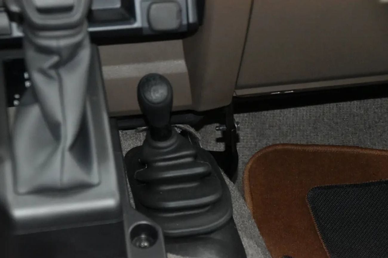 Toyota Land Cruiser 70 ll Land Cruiser Lc 76 Gcc ll Al-Futtaim Warranty