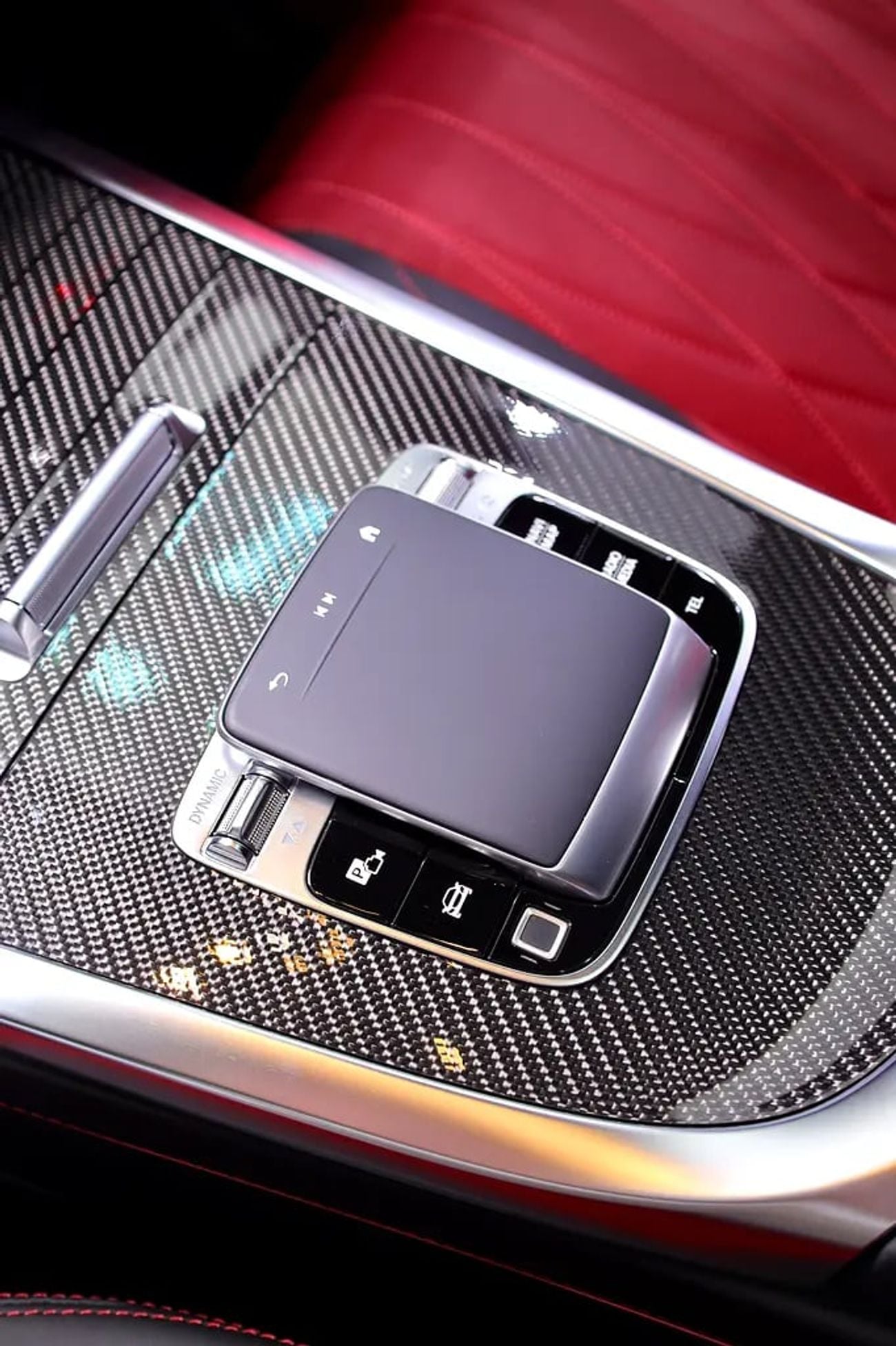 Mercedes Benz G63 AMG G63 MANUFAKTUR EDITION + CARBON INTERIOR + 5 YEARS DEALER WARRANTY + SERVICE CONTRACT