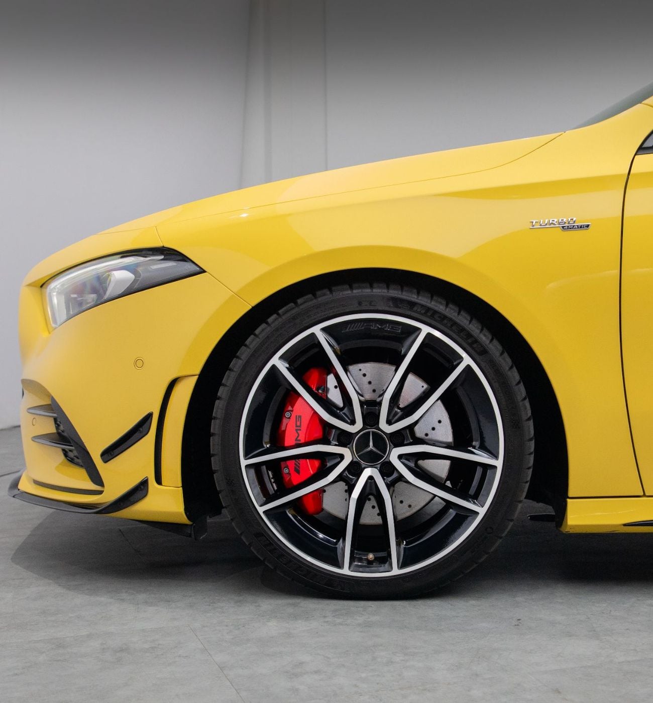 مرسيدس بنز A 35 AMG 4MATIC