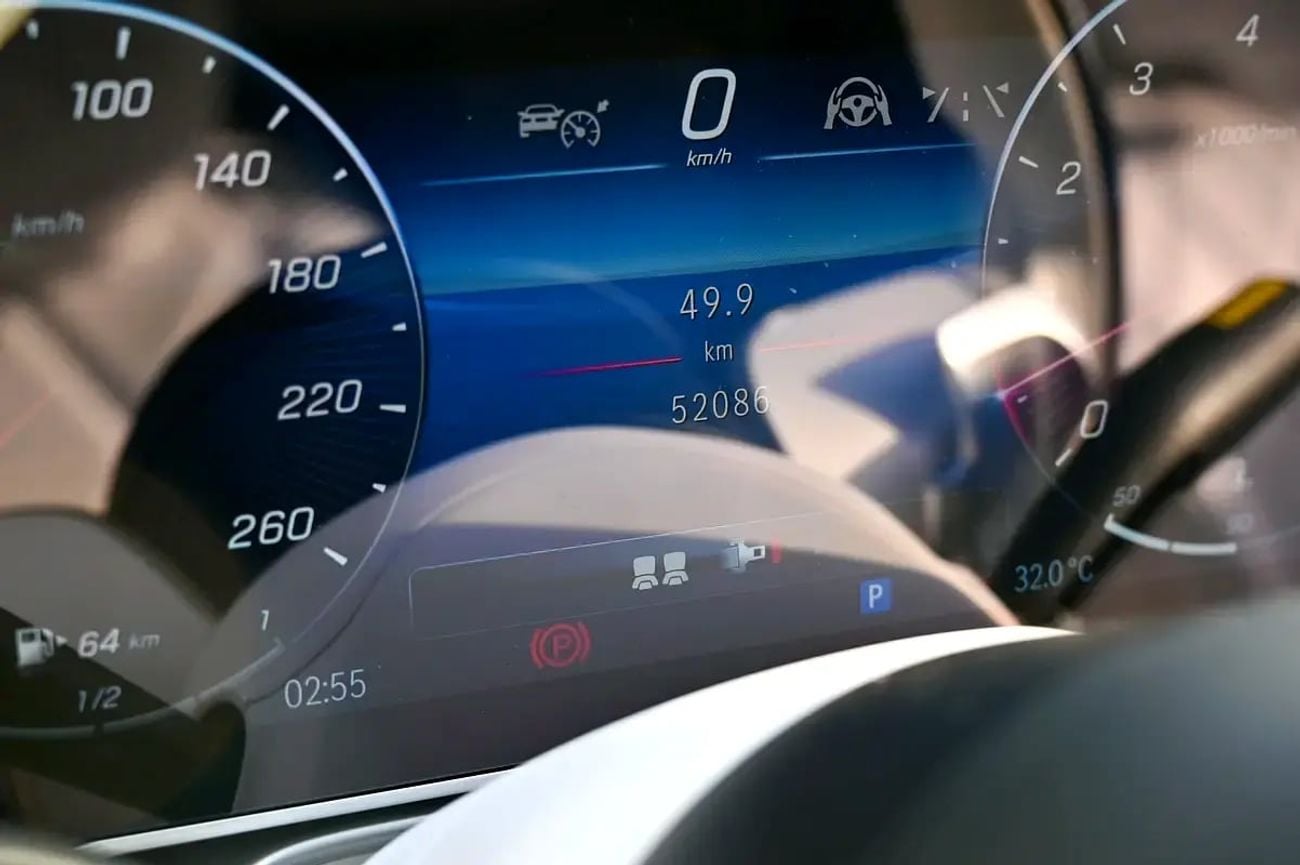 Mercedes Maybach S680 Maybach S680 | Black | 6.0L V12 Biturbo | 612 HP | 52,086 KM
