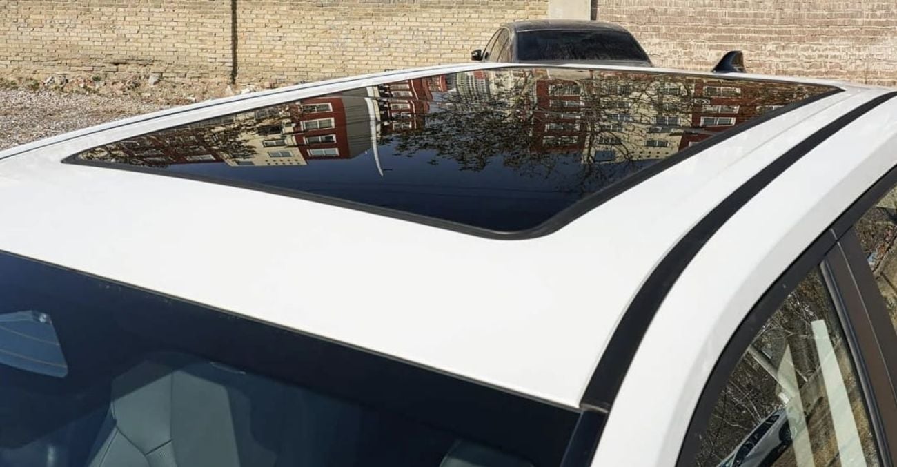 تويوتا راف ٤ XLE HEV تويوتا RAV4 2026، محرك 2.5 لتر هجين، دفع رباعي، فئة فاخرة