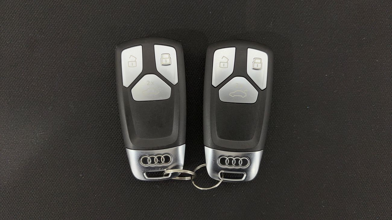 أودي A4 35 TFSI S-LINE كارس24 هي سوق ضخم للسيارات المستعملة موثوق ومضمون ٪كارس24 هي سوق ضخم للسيارات المستعملة موثوق ومضمون