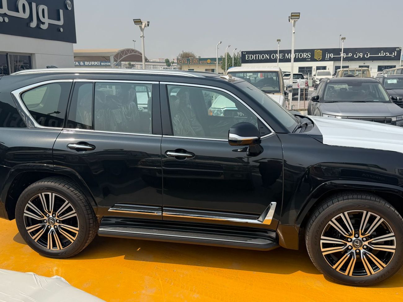 لكزس LX 600 SIGNATURE